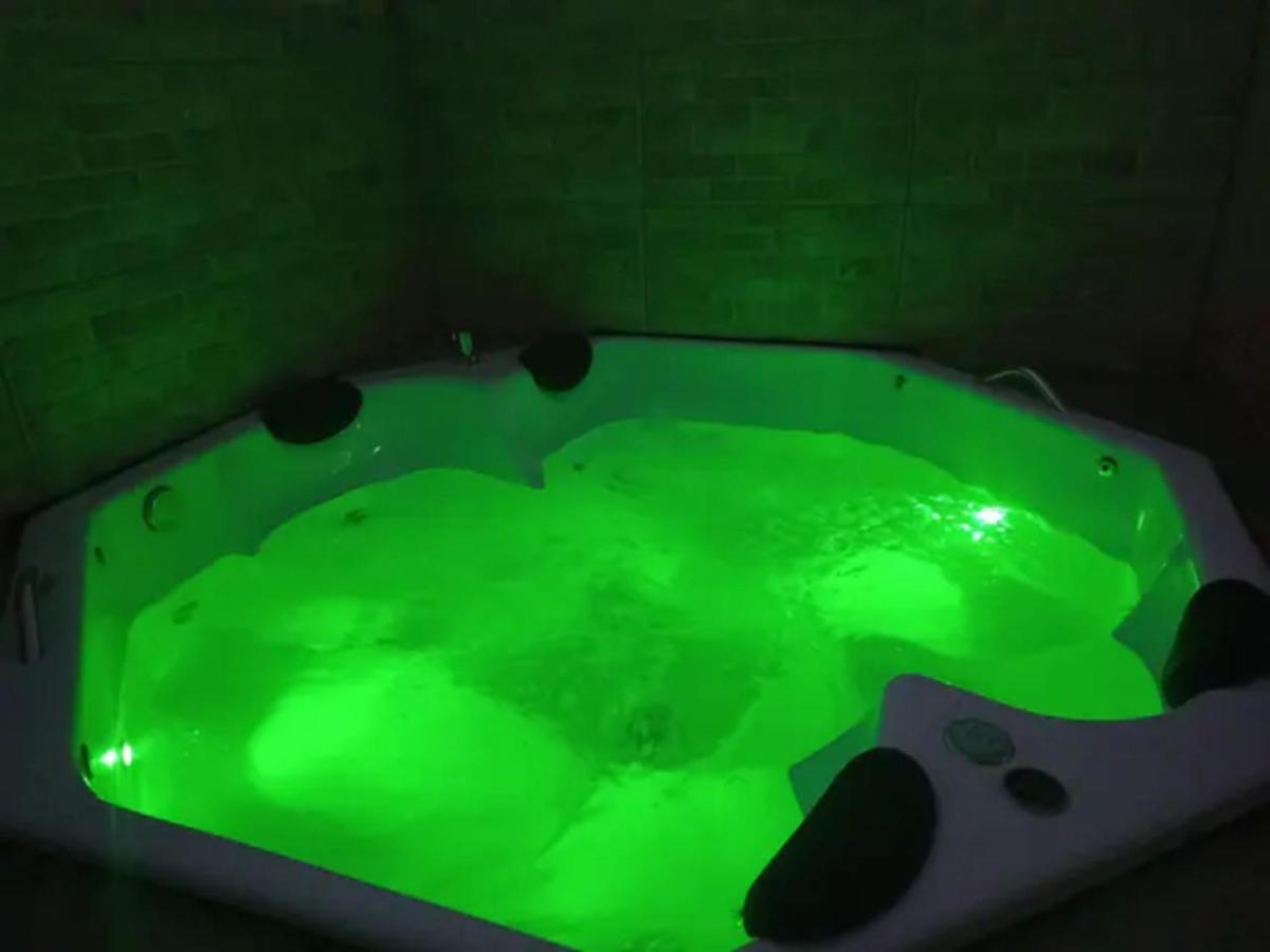 Casa Com Spa De Hidro, Aquecedor E Cromoterapia Chapada dos Guimarães Exterior foto